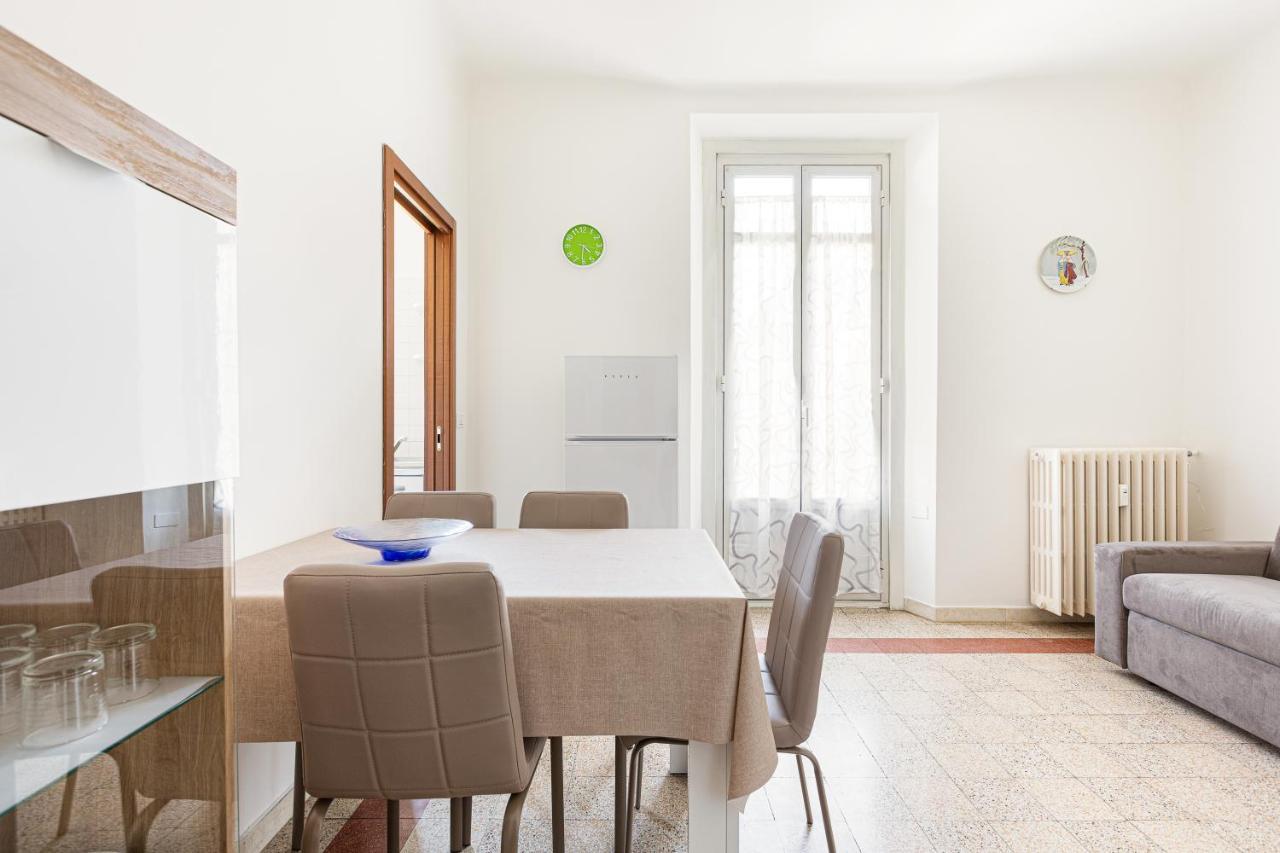 Guesthost - Ca' Granda M5 Bright Apartment Милан Экстерьер фото